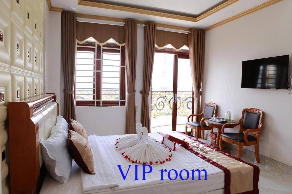 HÙNG MIAMI HOTEl - 2 SAO Hô Chi Minh-Ville Extérieur photo
